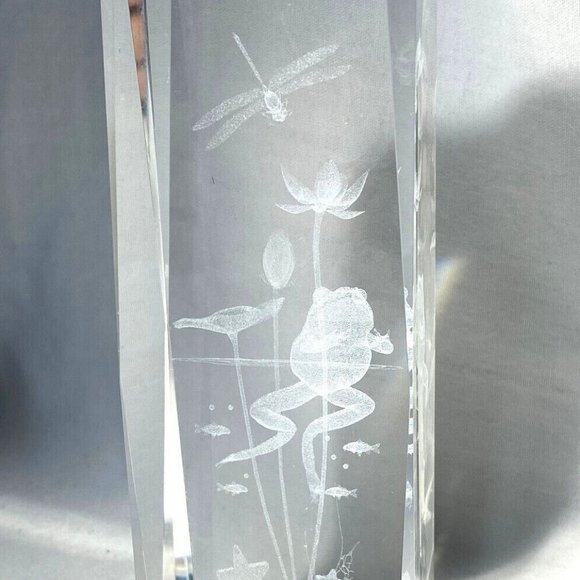 Atlantic Beach 3D Laser Etched Frog w/Dragonfly 6" Crystal Paperweight w/Case - Picture 4 of 12